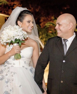 Rebeca Tavares with her father.